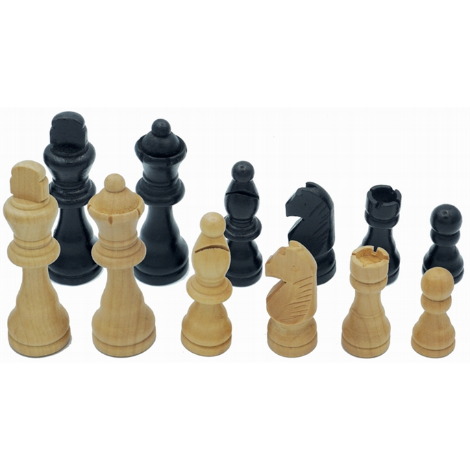 Échecs : Pièces d'échecs T4